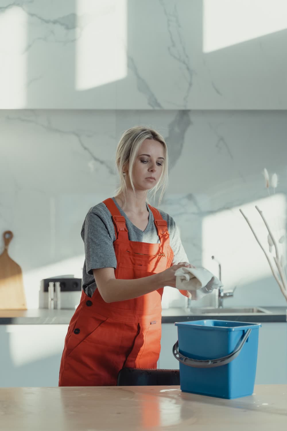 Cleaning a kitchen counter